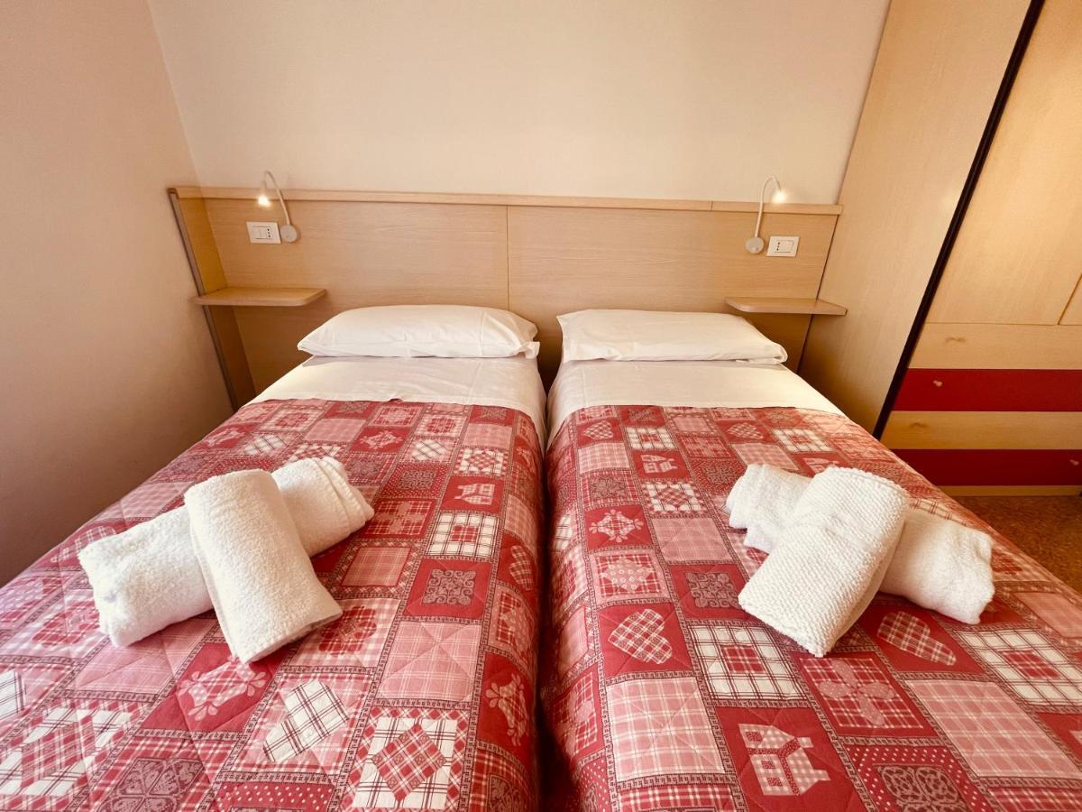 App4Rent Saturno 4 - Family Apartment, Wifi, Parking Lido di Jesolo Exterior foto